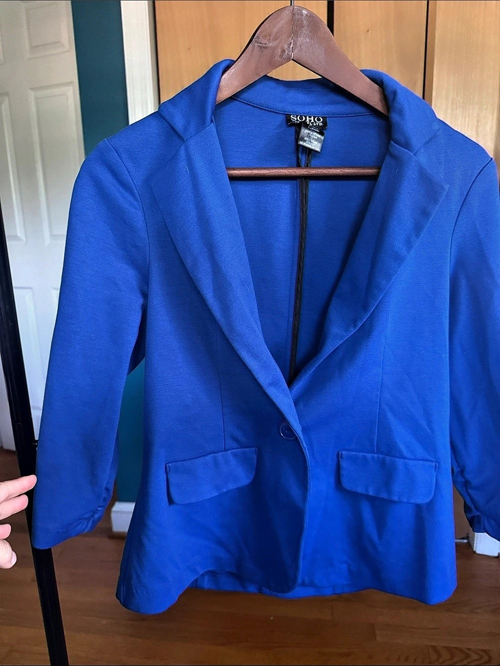 SOHO Apparel Ltd. Blue Blazer Size Medium